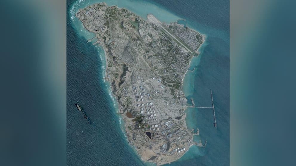 Иранның Харк аралында жарылыстар болды