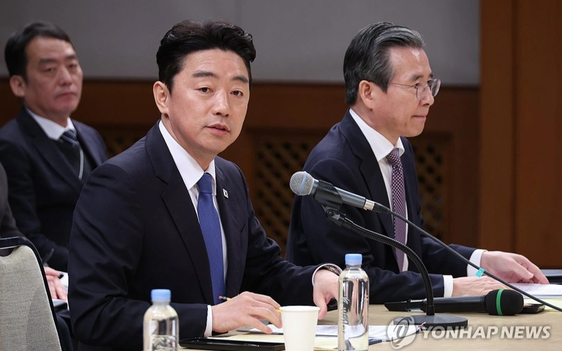 Top presidential aide to visit Kazakhstan, Oman, Saudi Arabia to discuss securing crude oil, naphtha