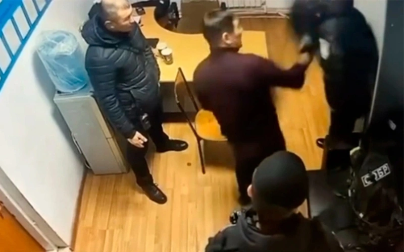 Руководство спецподразделения оскорбляло и применяло силу к подчиненным в Атырау