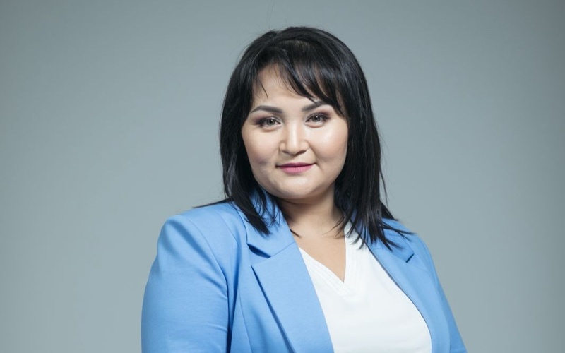 учитель школы № 144 Кызылороды  Сандугаш Кулжанова