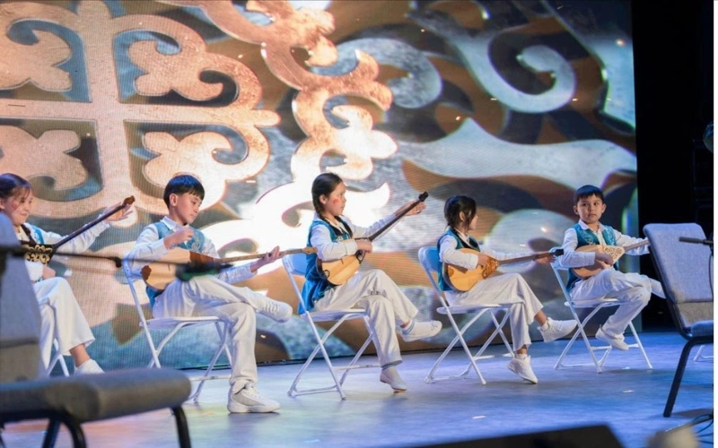 Kazakh artists draw full house at first major concert in Houston