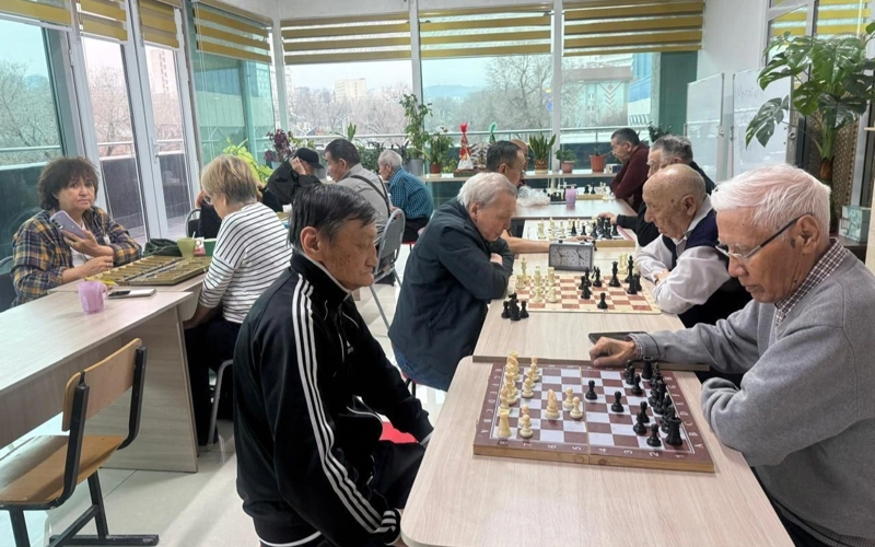 Белсенді ұзақ өмір сүру орталықтарында зейнеткерлерге қандай қызметтер тегін көрсетіледі