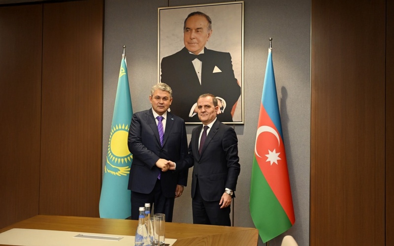 Казахстан и Азербайджан нацелены на товарооборот в $1 млрд