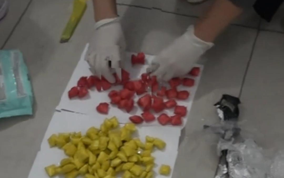 Үш келіге 3 млн теңге: ШҚО-да есірткіні өз еркімен тапсырғандар сыйақы алды