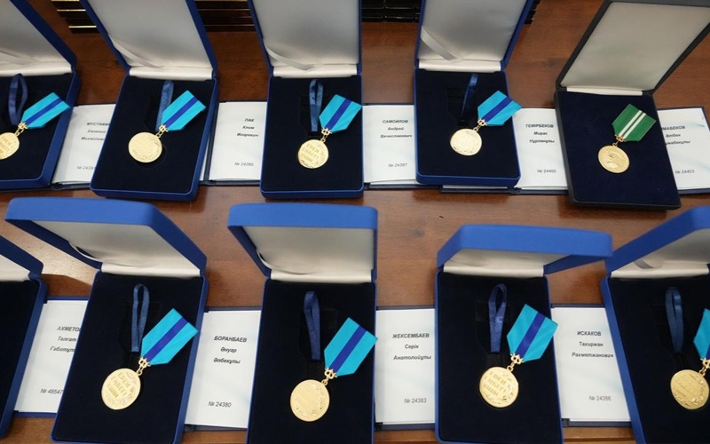 Kazakhstan awards heroes of Middle East evacuation