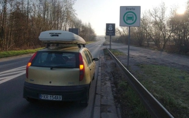 Иностранец поблагодарил Kazinform за помощь в вывозе машины с территории ЕАЭС Иностранец поблагодарил Kazinform за помощь в вывозе машины с территории ЕАЭС