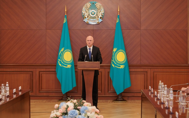 Kazakhstan awards heroes of Middle East evacuation