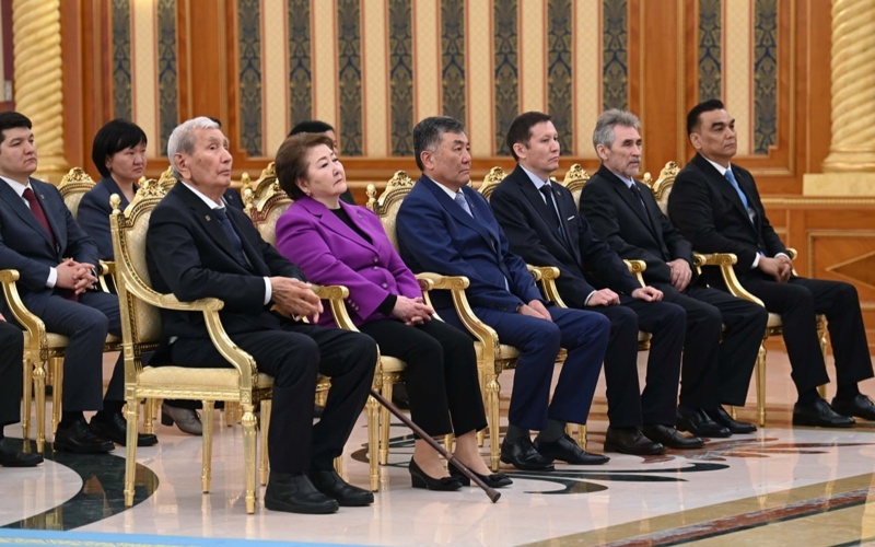 Президент: Наука должна работать на нужды экономики и общества Президент: Наука должна работать на нужды экономики и общества