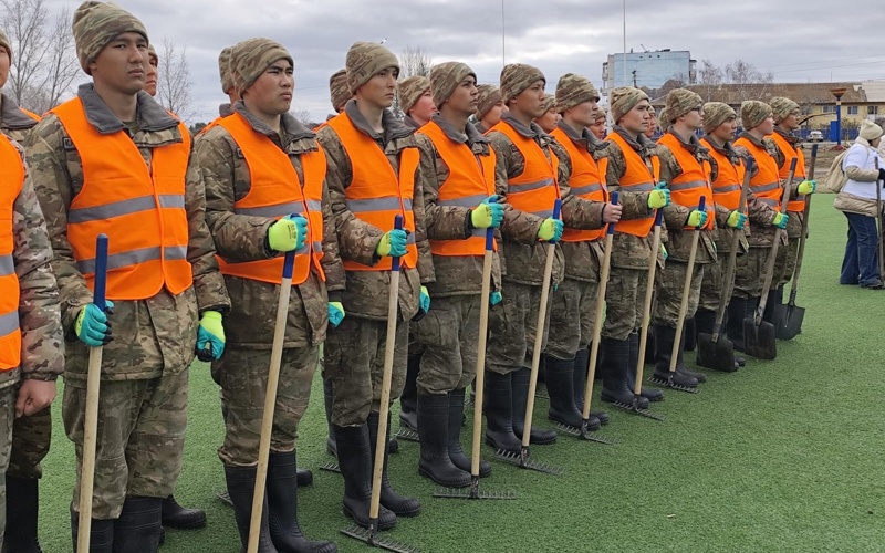 Более 200 участников собрала экологическая акция &laquo;Таза өлке &mdash; Ақкөл&raquo; в Акмолинской области