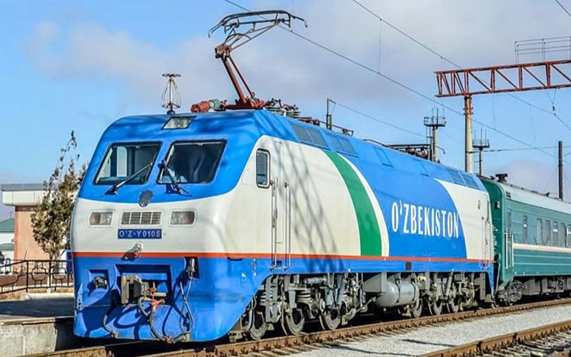Ózbekstanda keshikken poıyzdardyń jolaýshylaryna ótemaqy tólenýi múmkin