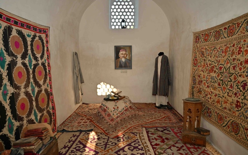 Presidents of Kazakhstan and Uzbekistan visit historic landmarks in Bukhara Presidents of Kazakhstan and Uzbekistan visit historic landmarks in Bukhara