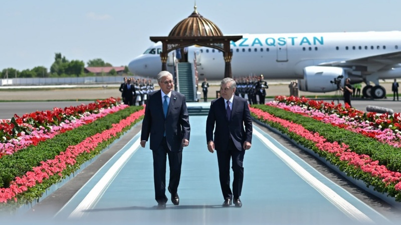 Президент Өзбекстанға жұмыс сапарымен барды Президент Өзбекстанға жұмыс сапарымен барды