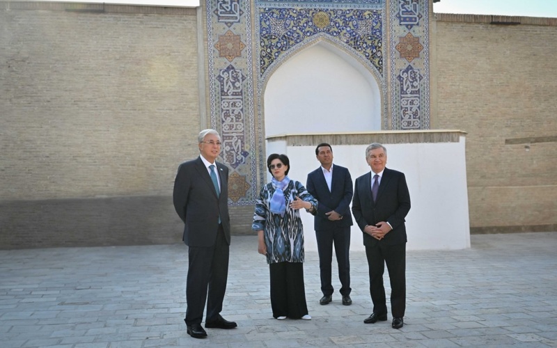 Presidents of Kazakhstan and Uzbekistan visit historic landmarks in Bukhara Presidents of Kazakhstan and Uzbekistan visit historic landmarks in Bukhara