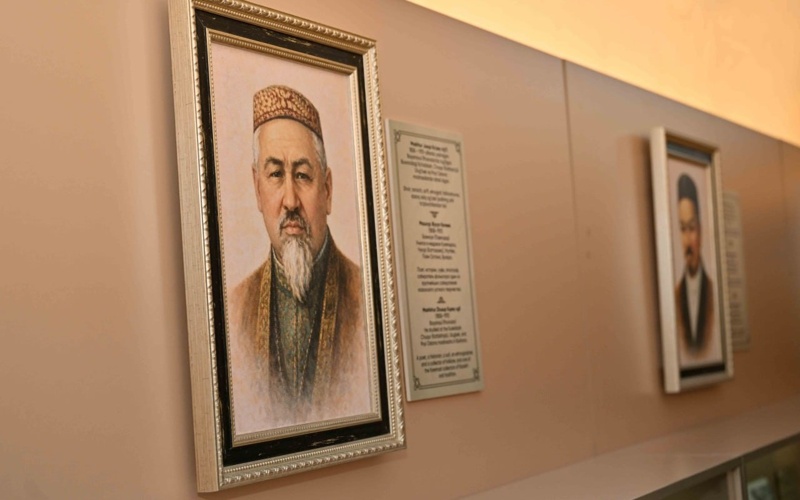 Presidents of Kazakhstan and Uzbekistan visit historic landmarks in Bukhara Presidents of Kazakhstan and Uzbekistan visit historic landmarks in Bukhara