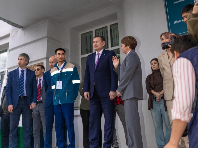 Аким ВКО оценил разработки ученых и возможности беспилотных автомобилей Аким ВКО оценил разработки ученых и возможности беспилотных автомобилей