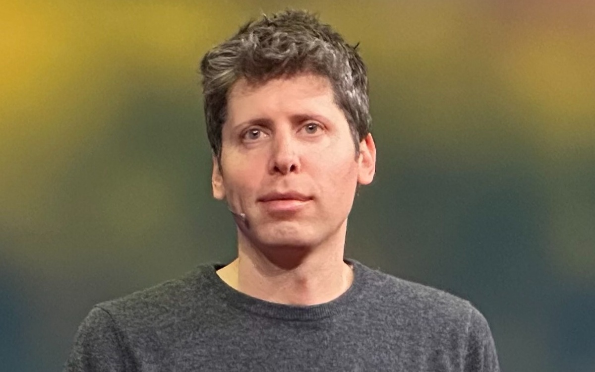 OpenAI басшысының үйіне Молотов коктейлін лақтырған