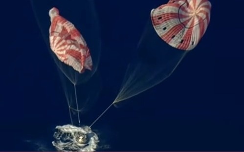 «Артемида-2» миссиясымен Айға кеткен астронавтар Жерге оралды