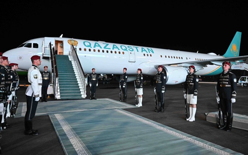 Президенттің Өзбекстанға жұмыс сапары аяқталды Президенттің Өзбекстанға жұмыс сапары аяқталды