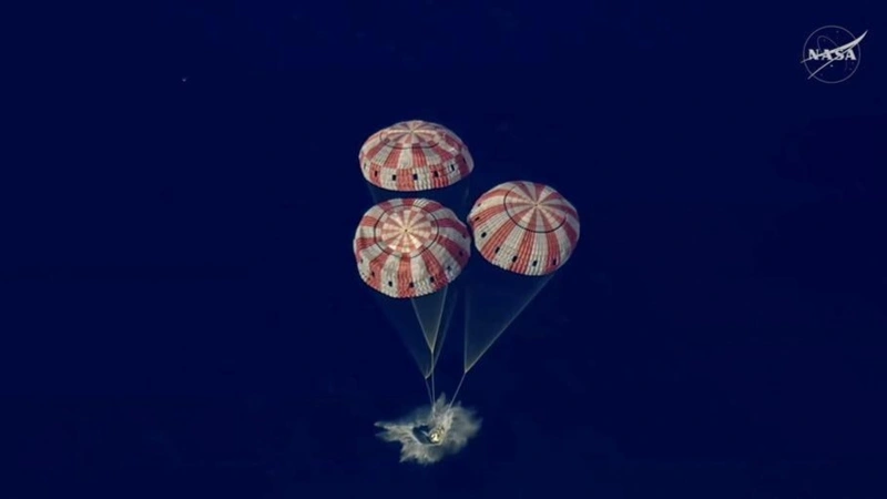«Артемида-2» миссиясымен Айға кеткен астронавтар Жерге оралды