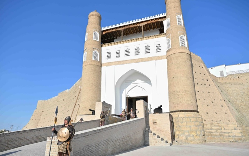 Президенты Казахстана и Узбекистана посетили достопримечательности Бухары