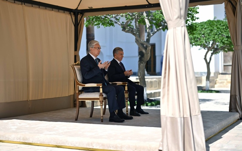 Presidents of Kazakhstan and Uzbekistan visit memorial complex in Bukhara Presidents of Kazakhstan and Uzbekistan visit memorial complex in Bukhara