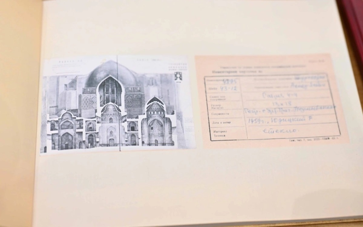 Uzbekistan hands over copies of historical mausoleum drawings to Kazakhstan