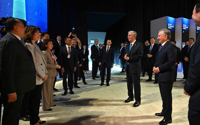 Қазақстан мен Өзбекстан президенттері жасанды интеллект хакатонына барды