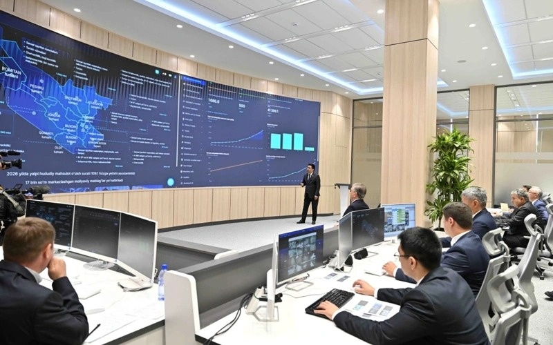 Presidents of Kazakhstan and Uzbekistan visit Situation Center in Bukhara