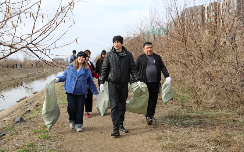 Управление делами Президента приняло участие в акции &laquo;Мөлдір бұлақ&raquo;