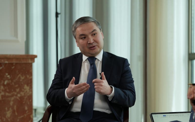  Ersaıyn Naǵaspaev 