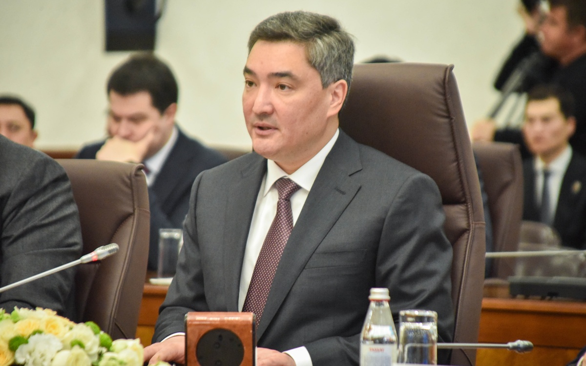 Бектенов ТЖЫҰ қатысушыларын цифрлық шешімдерді белсенді пайдалануға шақырды