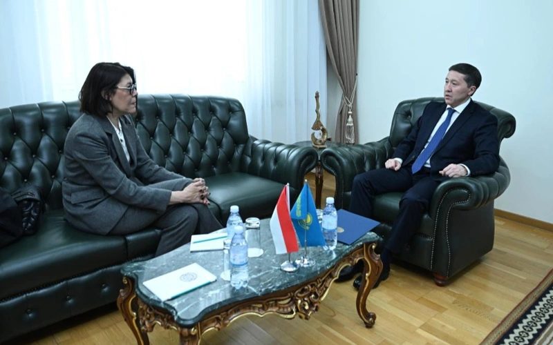 New Monaco ambassador presents copies of credentials in Astana