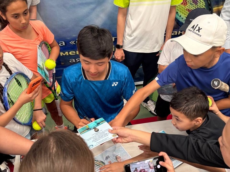Топ-юниор ITF Зангар Нурланулы провел мастер-класс в&nbsp;Туркестане