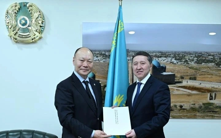 蒙古国驻哈新任大使递交国书副本 双方商定深化多领域合作