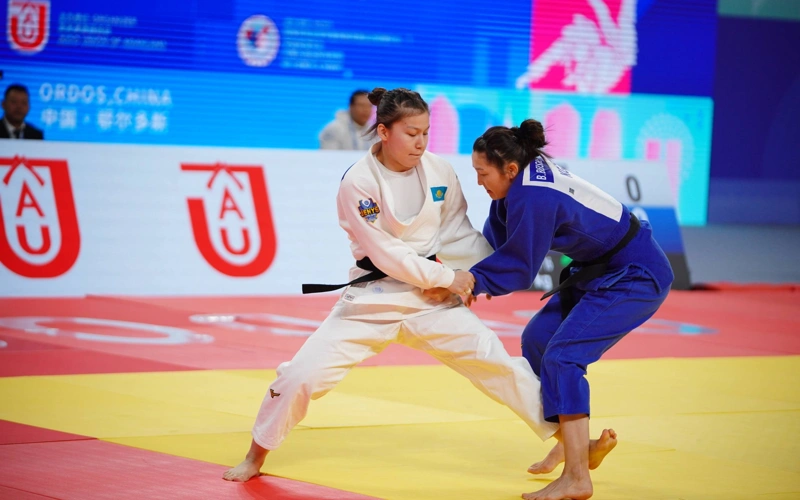 Dzıýdoshy Dana Ábdirova Azııa chempıonatynyń shırek fınalyna ótti