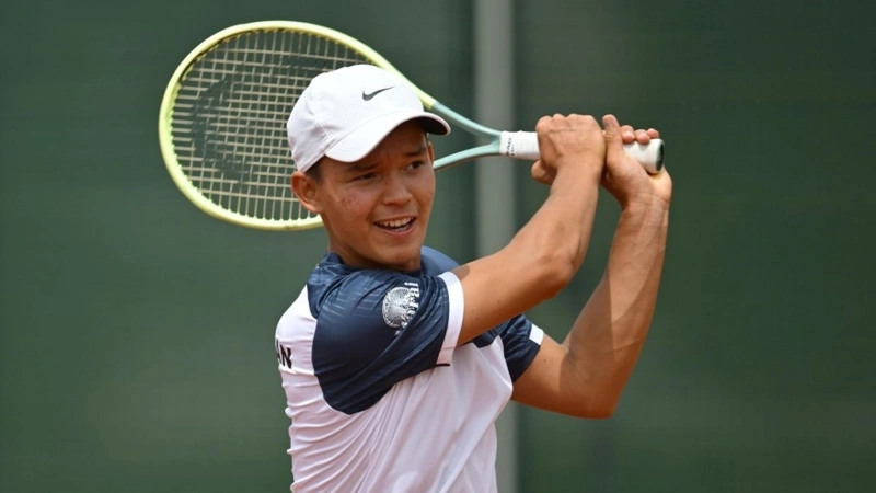 Kazakhstani Tazabekov advances to J300 Beaulieu-sur-Mer finals