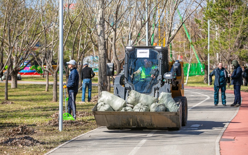 Таза Қазақстан: 5000 строителей столицы продолжают участие в&nbsp;общенациональной инициативе