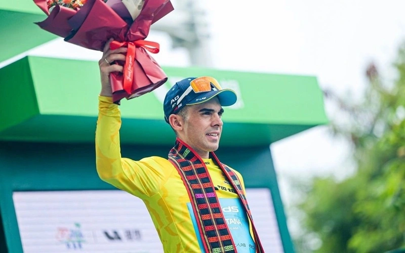 XDS Astana rider wins Tour of Hainan