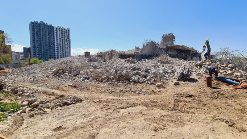 Долгострой у озера Сайран в Алматы снесли: что происходит на участке