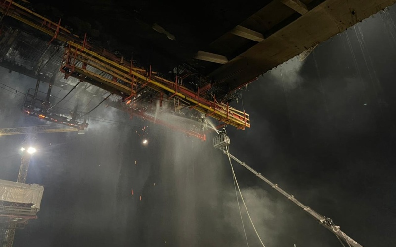 Павлодарда салынып жатқан жаңа көпір тағы да отқа оранды