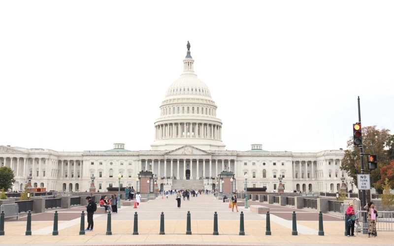 Irandaǵy soǵystyń jalǵasy: Tramp Kongress sheshimin kútip otyr