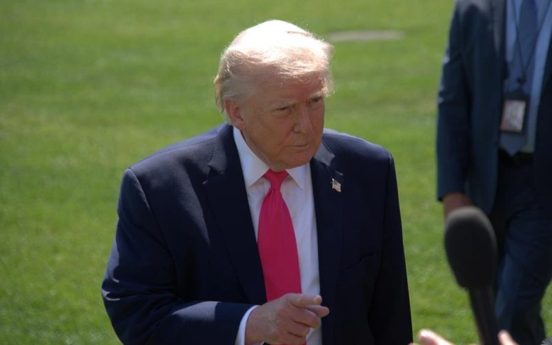 Trump announces Iran ceasefire extension but says blockade remains