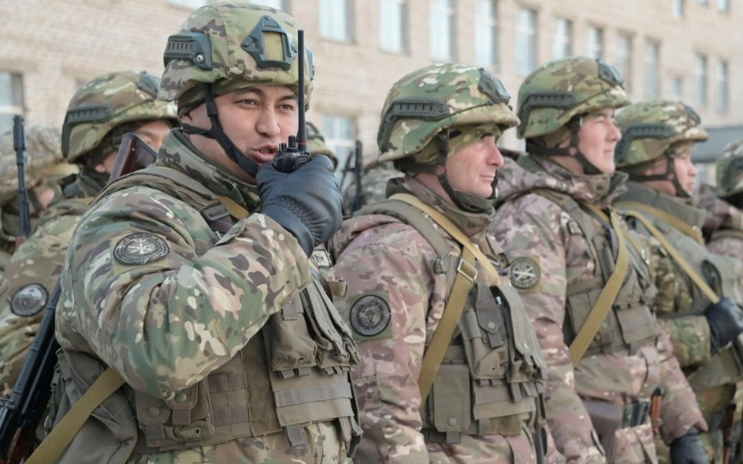 21 сәуір – Құрлық әскерлерінің құрылған күні