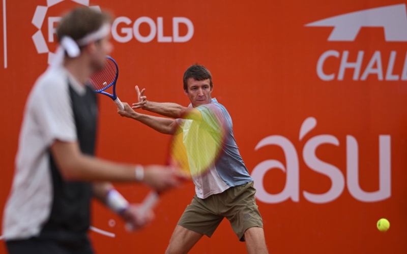 Первые итоги ATP Challenger 50 в Шымкенте: кто из казахстанцев продолжает борьбу