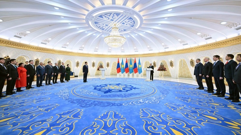 Моңғолия Президенті &laquo;Алтын қыран&raquo; орденімен марапатталды 