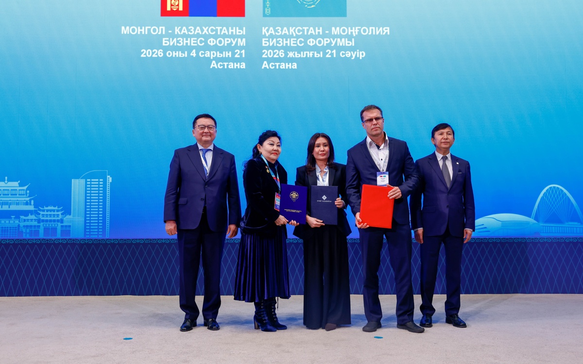 Қазақстан және Моңғолияның мемлекеттік органдары мен бизнес өкілдері 19 келісішартқа қол қойды