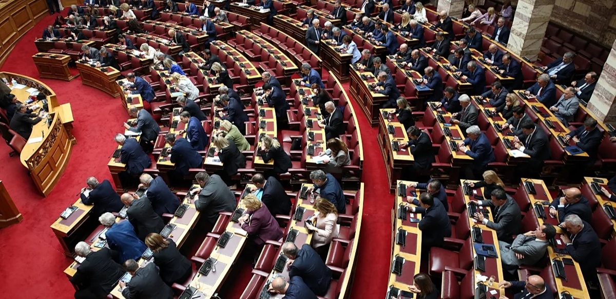 Грекияда ауыл шаруашылығы қаржысына қатысты істе 13 депутат жауапқа тартылмақ