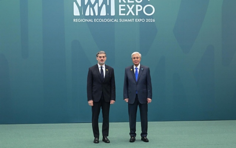 Kassym-Jomart Tokayev welcomes RES-2026 Summit participants