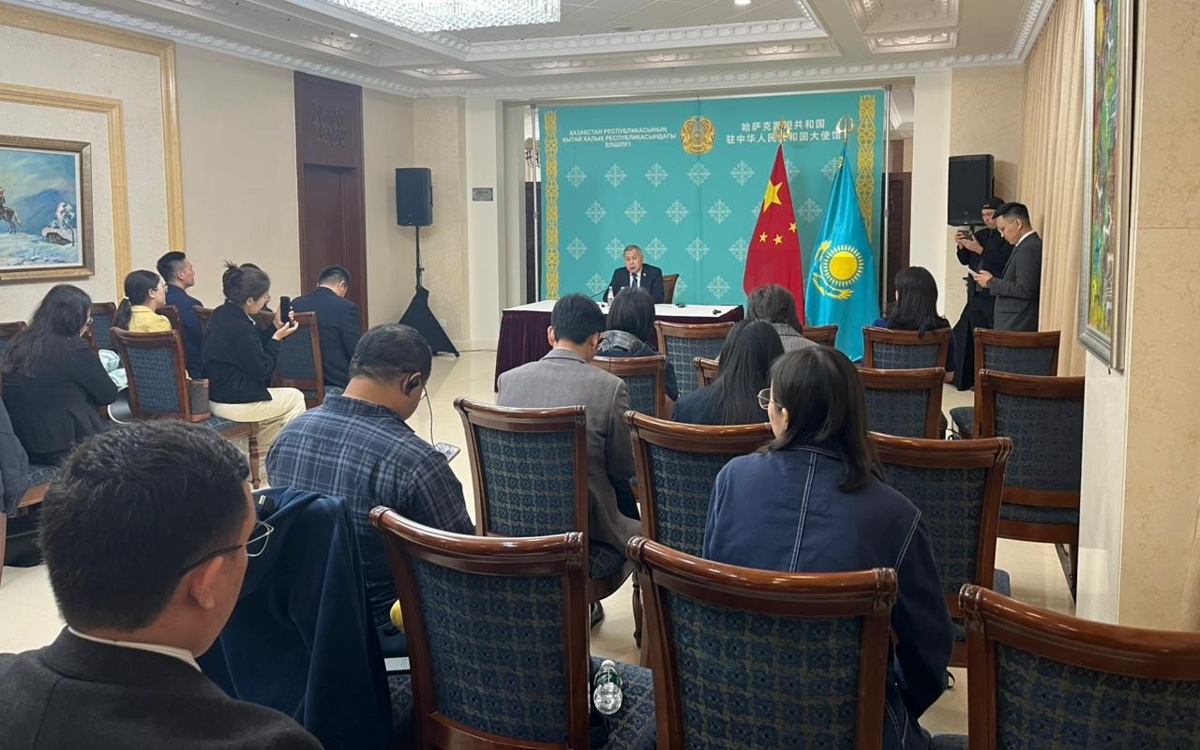 Бейжіңде Қазақстанның конституциялық реформалары бойынша баспасөз мәслихаты өтті