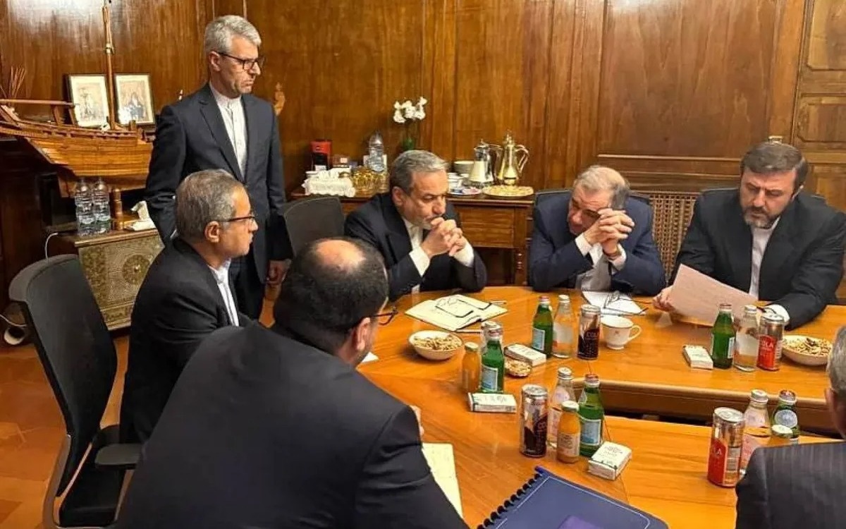 Иран АҚШ-пен жоспарланған келіссөзден бас тартты